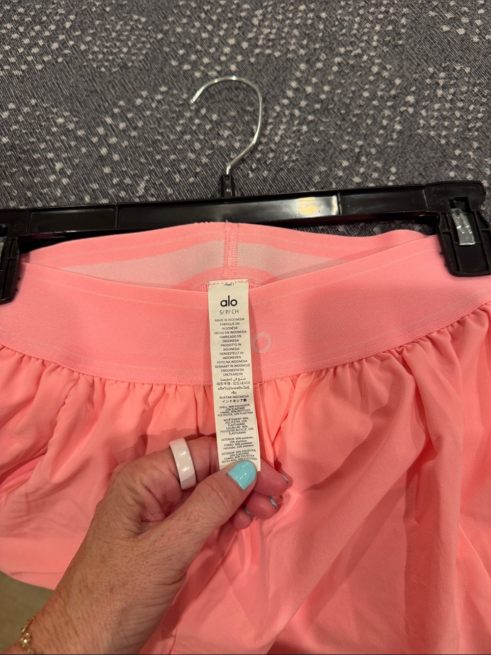 ALO Yoga Match Point Short size small-Neon Bubblegum - Picture 9 of 15